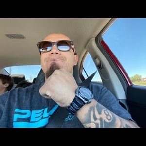 Meet your Posher, Cesar